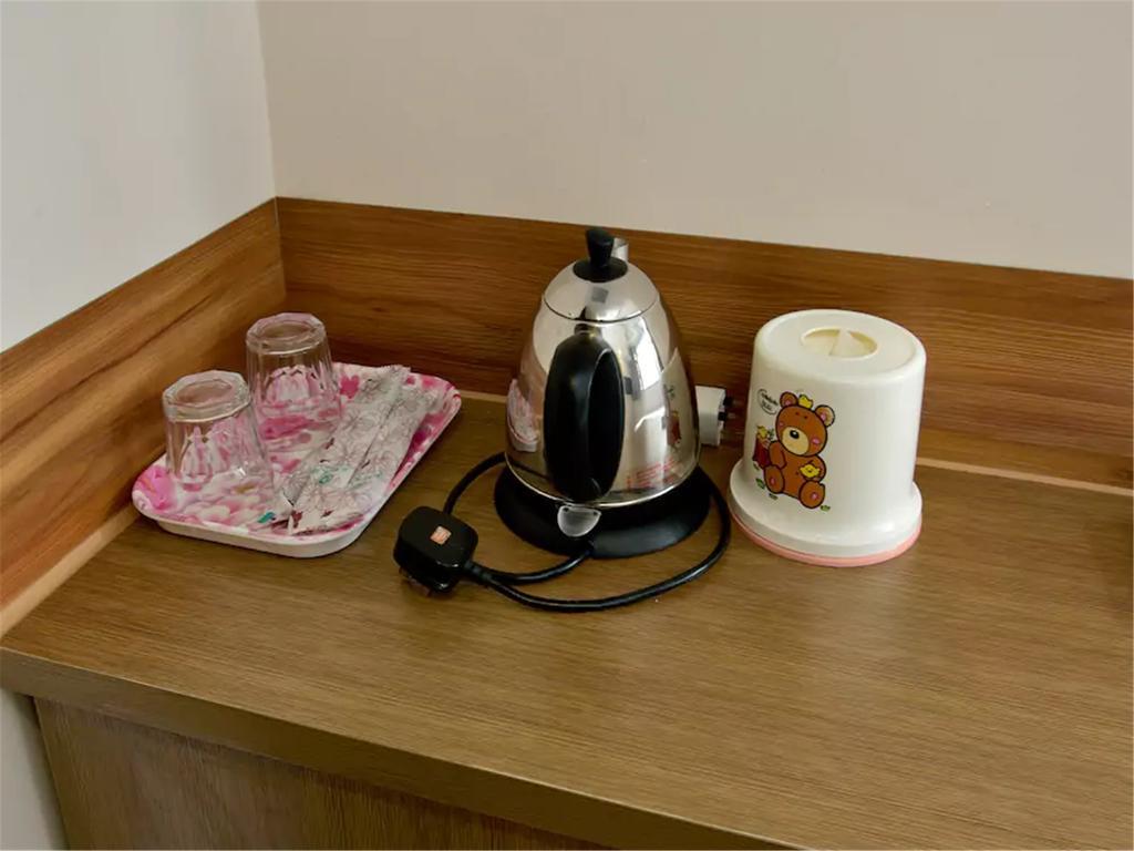 קוולון Mingdu Hostel מראה חיצוני תמונה